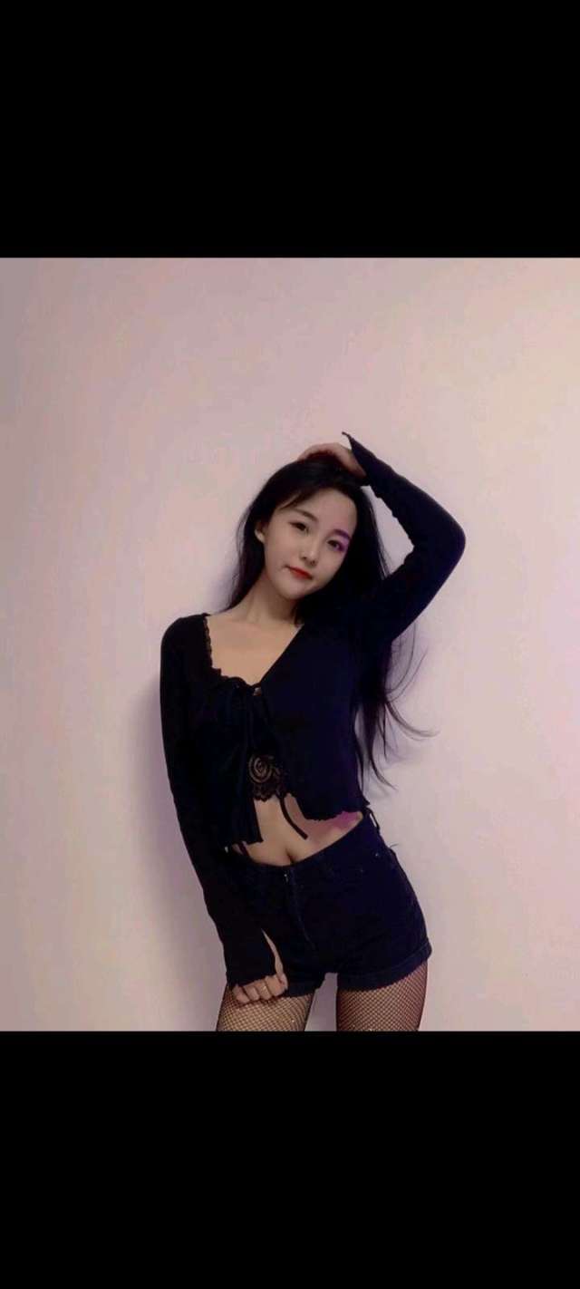 霸道身材兼职学生妹